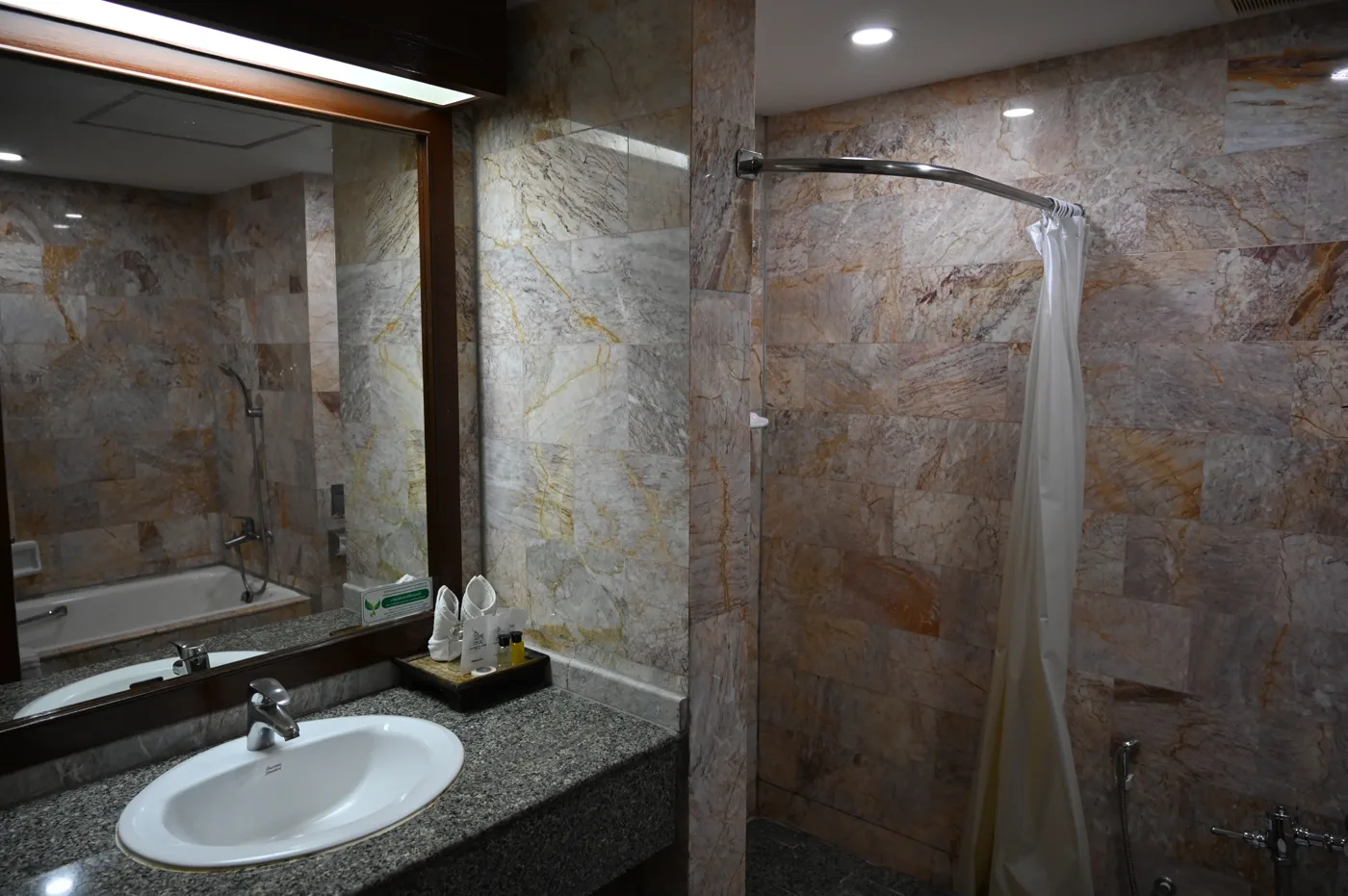 Bathroom Interior Design: What a Designer Decides, in Order