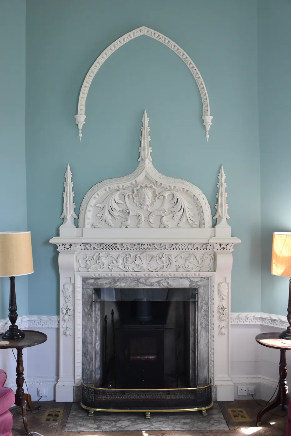 Living Room Fireplace Layouts: Furniture Ideas That Work