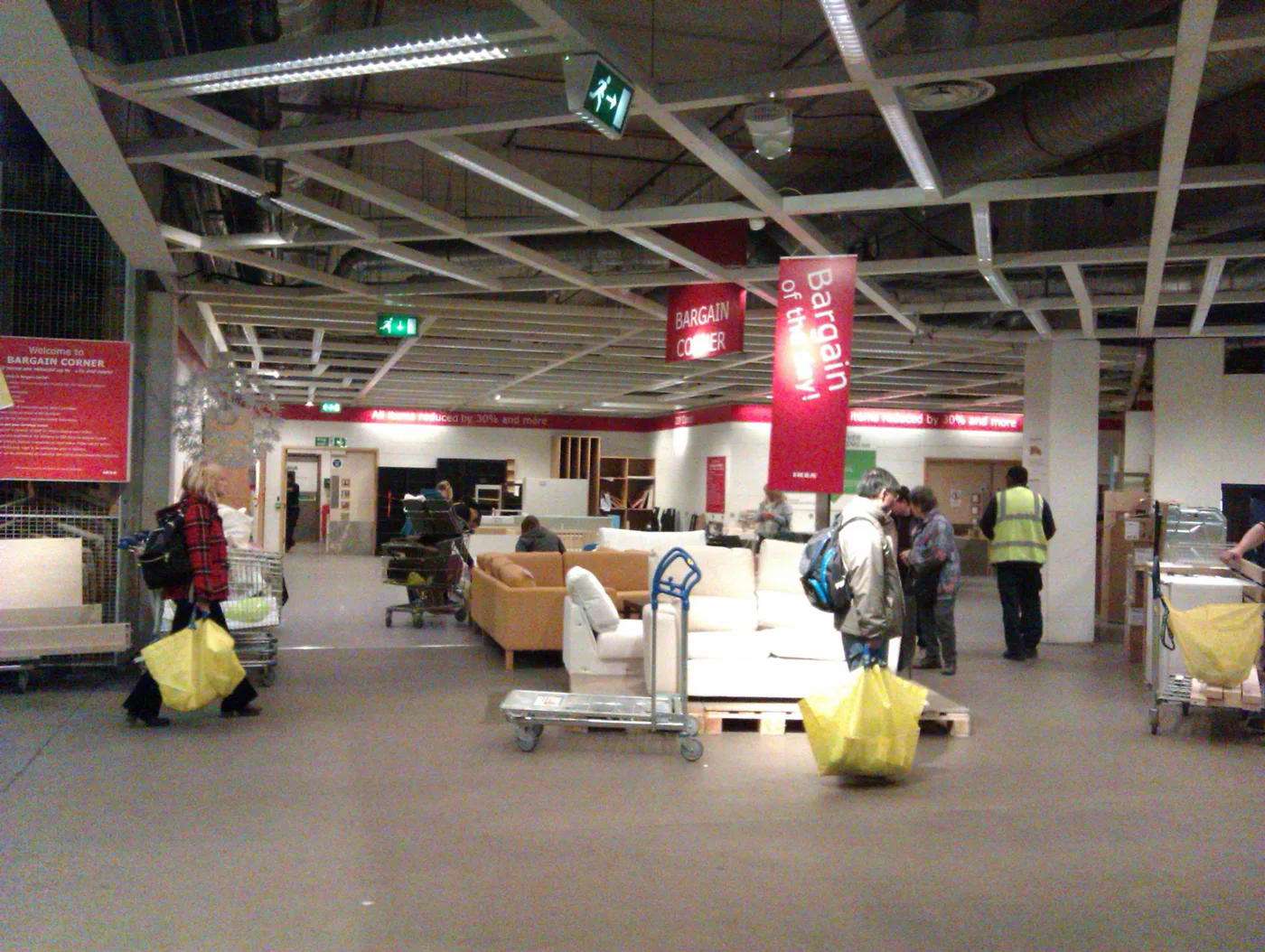 IKEA Opens a UK Secondhand Marketplace, 15% Bonus to Sell
